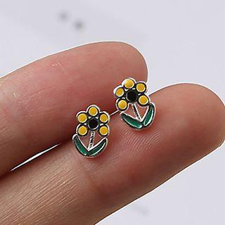 Floral Stud Earring As Shown In Figure - One Size