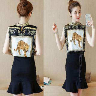 Set: Sleeveless Printed Top + A-line Dress