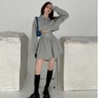 Cropped Polo Sweatshirt / High-waist Mini A-line Skirt