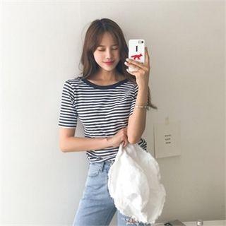 Bare-back Stripe T-shirt