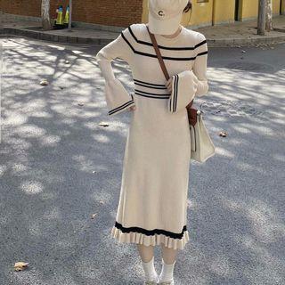 Bell-sleeve Contrast Trim Knit Midi Sheath Dress