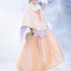 Embroidered Cape / Fluffy Collar