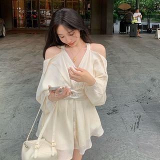 Long-sleeve Cold-shoulder Loose-fit Top / Plain Skort