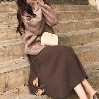 Turtleneck Sweater / Knit A-line Midi Skirt / Set