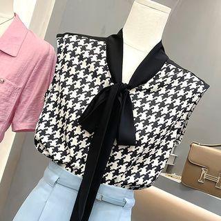 Sleeveless Tie-neck Houndstooth Blouse
