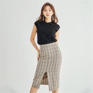 Slit-front Checked Long Skirt