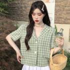 Short-sleeve Plaid Cropped Blouse Green - One Size
