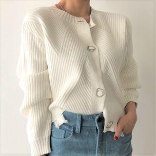 Long-sleeve Buttoned Asymmetrical Knit Top