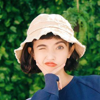 Frayed Hem Letter Trim Bucket Hat