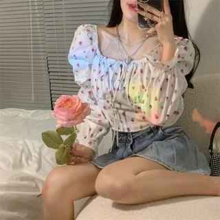 Puff-sleeve Floral Cropped Blouse / Denim Mini A-line Skirt