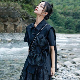 Short-sleeve Flower Accent Shirt Black - One Size
