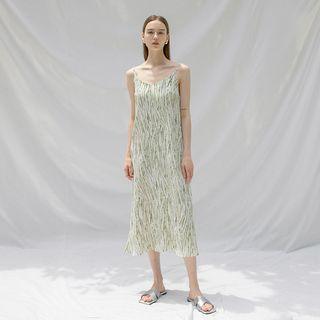 Sleeveless Printed Crinkled Long Dress Light Green - One Size