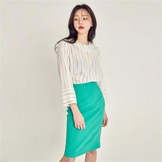 Round-neck Wide-cuff Stripe Blouse