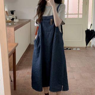 Plain Short-sleeve T-shirt / Long Denim Pinafore Dress