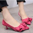 Ruffle Pointed Pumps
