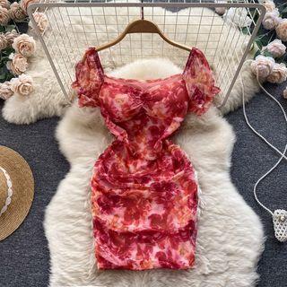 Short-sleeve Square-neck Floral Ruched Dress