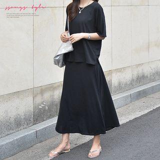 Set: Plain T-shirt + A-line Skirt