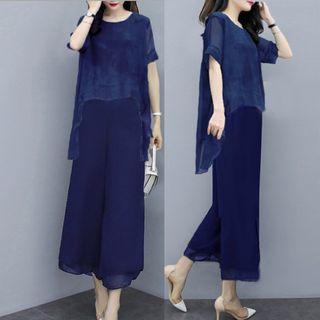 Set: Short-sleeve Dip Back Top + Wide-leg Pants