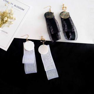 Scallop Disc Lace Ribbon Dangle Earring