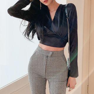 Set: Long-sleeve V-neck Crop Top + Houndstooth Skinny Pants