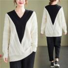 V-neck Two-tone Sweater Black & White - One Size