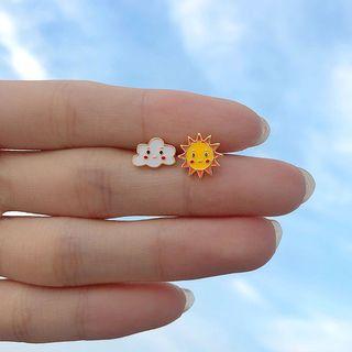 Mismatch Ear Stud 1 Pair - Yellow & White - One Size