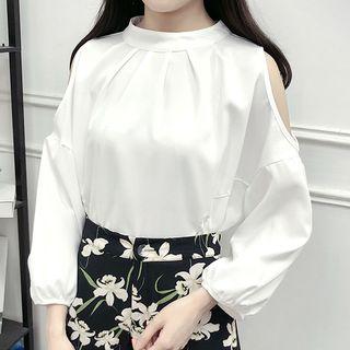 Cut-out Shoulder 3/4-sleeve Chiffon Top