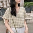 Short-sleeve Gingham Blouse As Shown In Figure - One Size