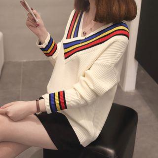 Striped Trim V-neck Sweater