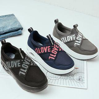 Lettering Cross Strap Platform Sneakers