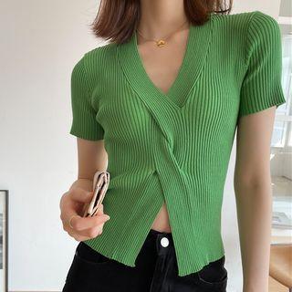 Short Sleeve V-neck Knotted Knit Crop Top