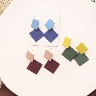 Matte Square Resin Dangle Earring