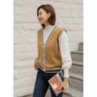 Sleeveless Contrast-trim Cardigan