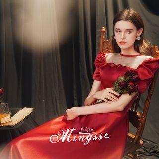Short-sleeve Bow-accent A-line Gown