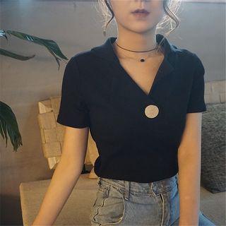Short-sleeve Split-neck T-shirt