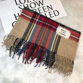 Lettering Applique Plaid Fringed Scarf