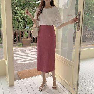 Puff-sleeve Blouse / Midi Skirt