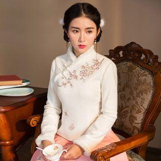 Furry-trim Side-button Embroidery Top