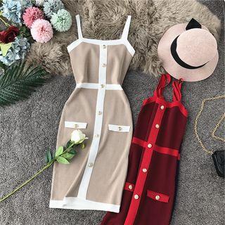 Contrast-trim Button-detail Sleeveless Dress