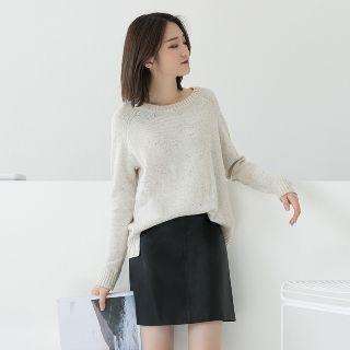 Round Neck Raglan Sweater