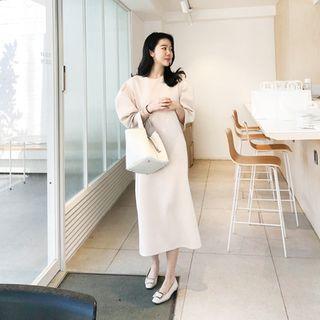 Puff-shoulder Slit-hem Dress