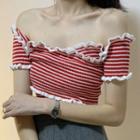 Lettuce Edge Off-shoulder Short-sleeve Cropped Top