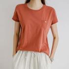 Cap-sleeve Buttoned-pocket T-shirt