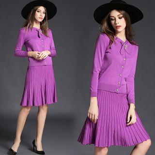 Set: Bow Long-sleeved Sweater + Plain Skirt