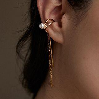 Faux Pearl Fringed Ear Cuff 1 Pc - Silver - One Size