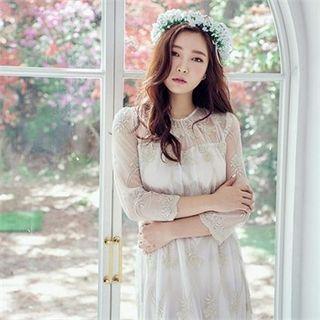 Glittered-embroidered Laced Midi Dress