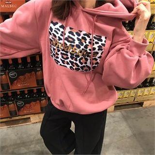 Hooded Leopard Print Sweatshirt