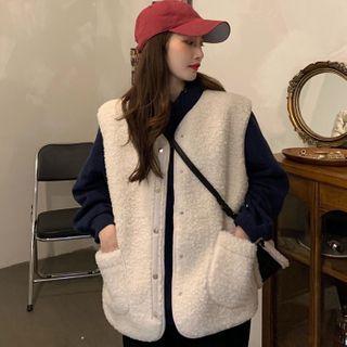 Fleece Button-up Vest / Lettering Hoodie