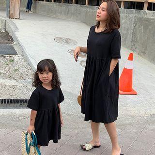 Family Matching Elbow-sleeve Plain A-line Dress