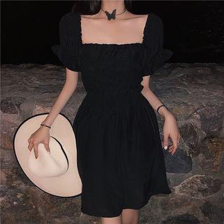 Short-sleeve Square-neck A-line Dress As Shown In Figure - One Size